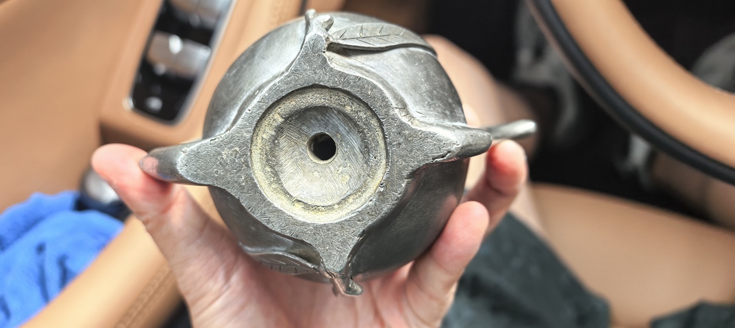 古玩銅器錫質(zhì)倒流壺真品鑒賞圖