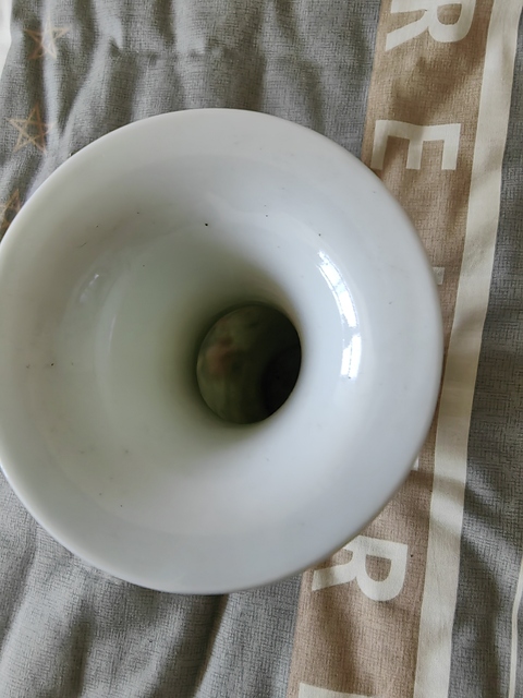古玩陶瓷粉彩人物故事紋撇口瓶真品鑒賞圖