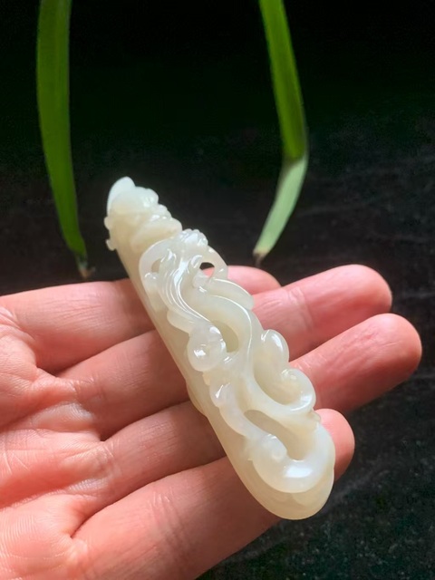 古玩玉器和田玉雕“蒼龍教子”帶鉤真品鑒賞圖