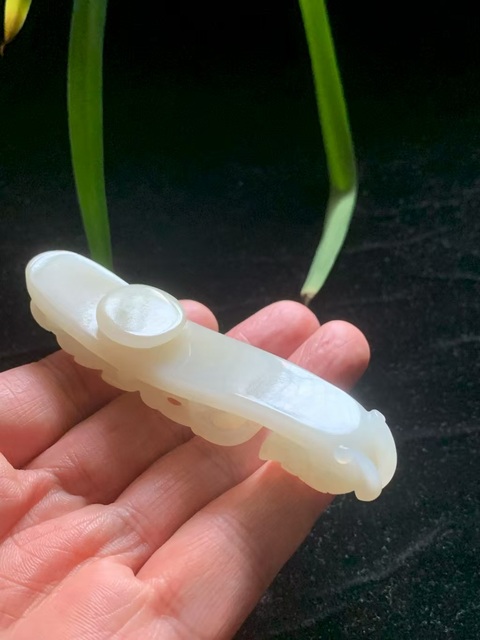 古玩玉器和田玉雕“蒼龍教子”帶鉤真品鑒賞圖