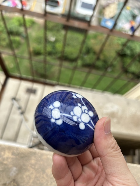 古玩陶瓷青花冰梅圖蓋罐真品鑒賞圖