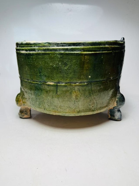 古玩陶瓷綠釉三足奩真品鑒賞圖