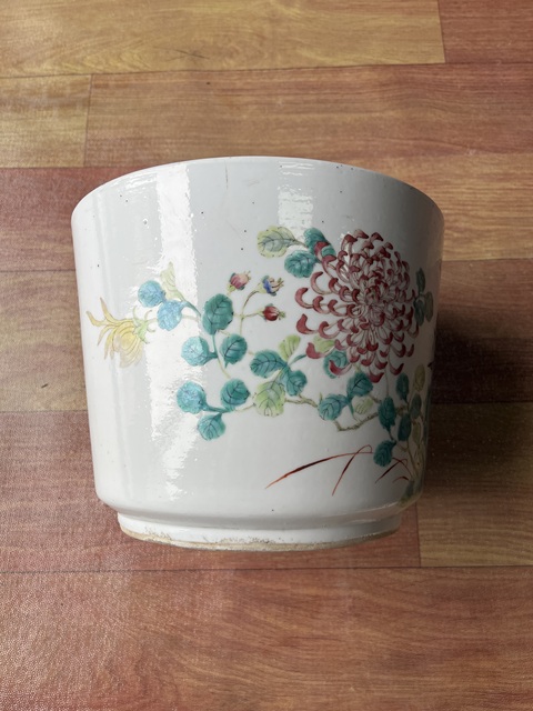 古玩陶瓷花鳥紋粉彩圈足筒式香爐(花盆)真品鑒賞圖