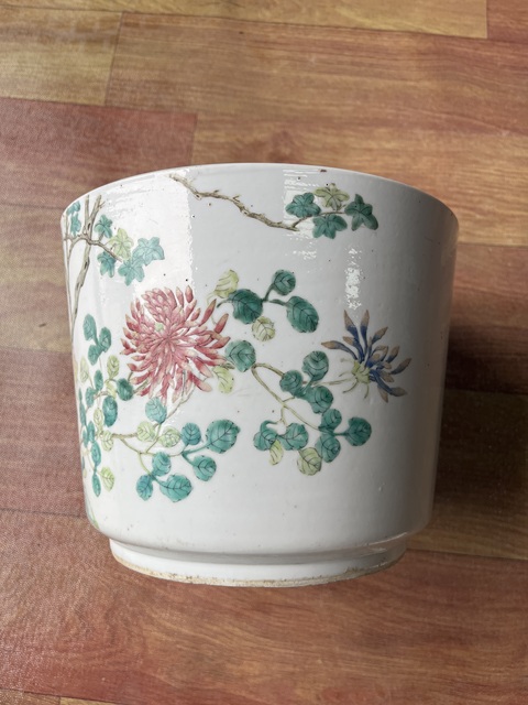 古玩陶瓷花鳥紋粉彩圈足筒式香爐(花盆)真品鑒賞圖