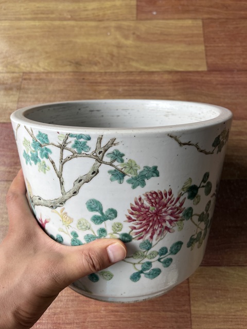 古玩陶瓷花鳥紋粉彩圈足筒式香爐(花盆)真品鑒賞圖