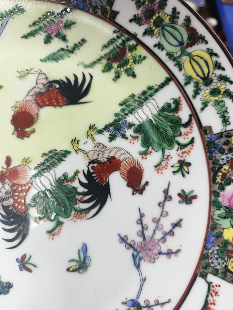 古玩陶瓷廣彩公雞盤真品鑒賞圖