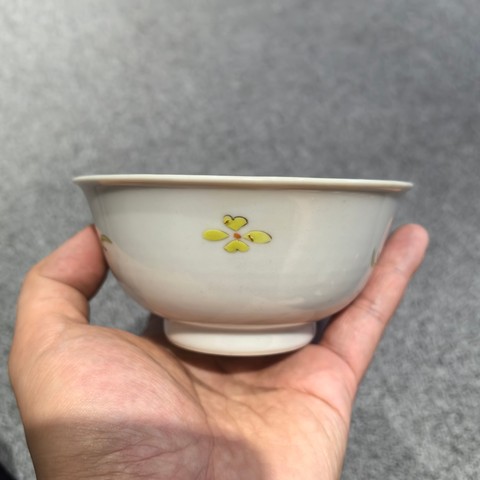 古玩陶瓷富貴大吉圖粉彩茶圓真品鑒賞圖