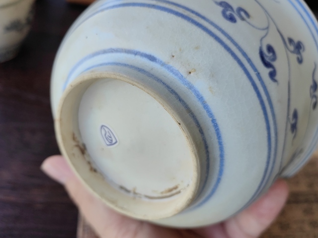 古玩陶瓷青花花卉紋撇口碗真品鑒賞圖