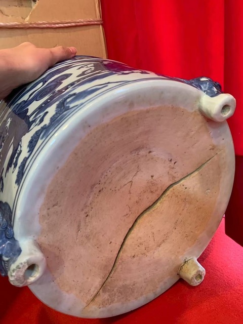 古玩陶瓷人物紋青花香爐真品鑒賞圖