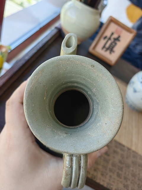 古玩陶瓷五代越窯青釉執(zhí)壺真品鑒賞圖