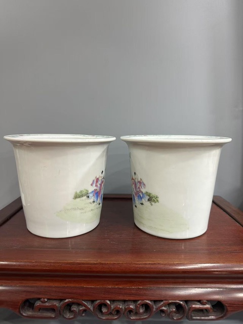 古玩陶瓷嬰戲紋粉彩花盆真品鑒賞圖