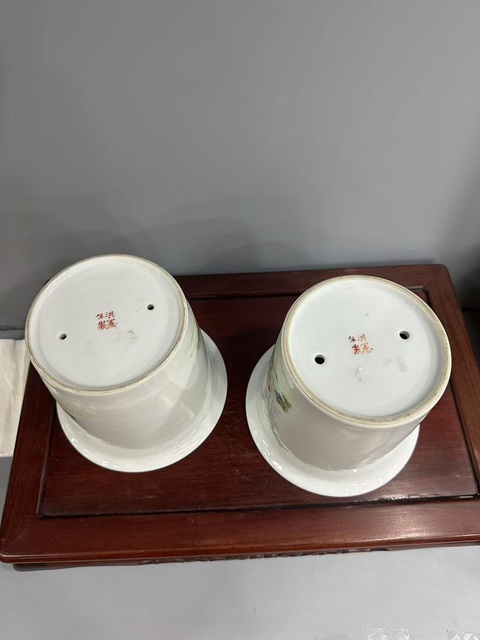古玩陶瓷嬰戲紋粉彩花盆真品鑒賞圖
