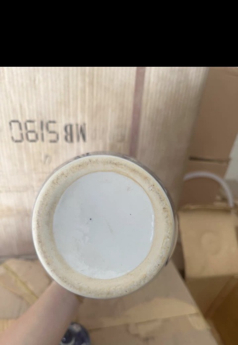 古玩陶瓷花卉紋冬瓜罐真品鑒賞圖