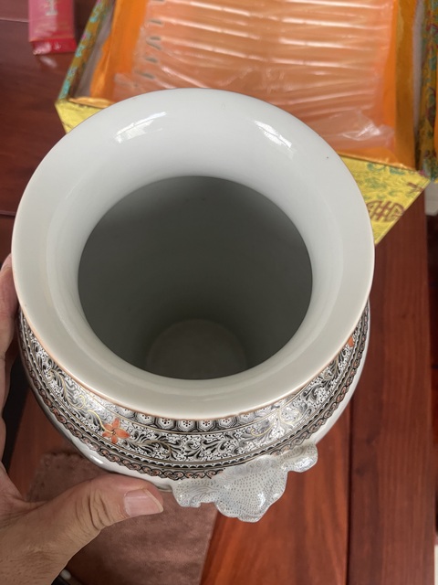 古玩陶瓷粉彩八駿圖雙耳尊真品鑒賞圖