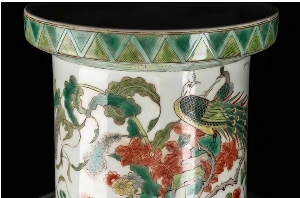 古玩陶瓷花鳥紋五彩棒槌瓶真品鑒賞圖
