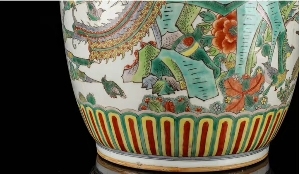 古玩陶瓷花鳥紋五彩棒槌瓶真品鑒賞圖