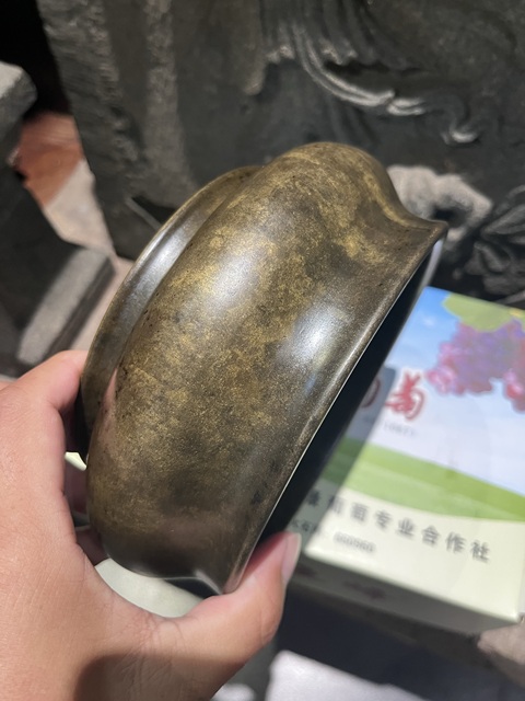 古玩銅器缶式爐真品鑒賞圖