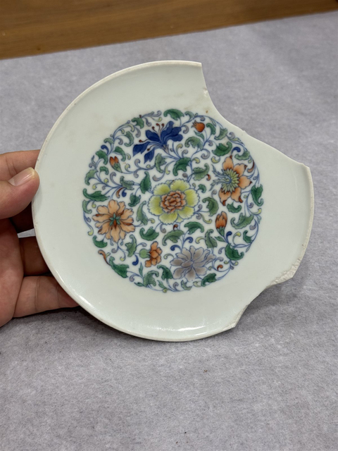 古玩陶瓷清雍正 斗彩鐋鑼洗真品鑒賞圖