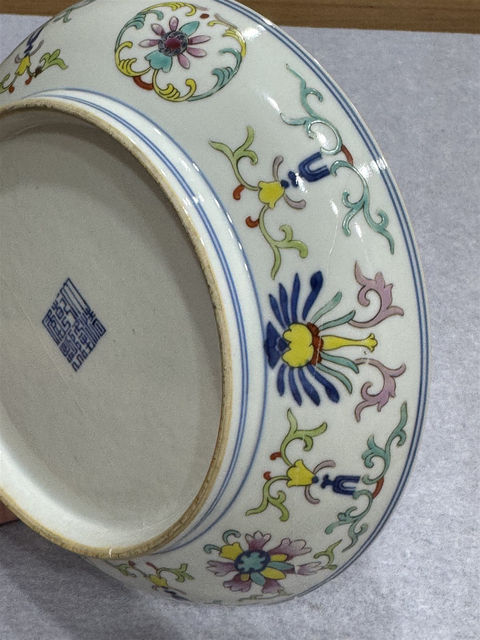 古玩陶瓷清乾隆 粉彩盤真品鑒賞圖
