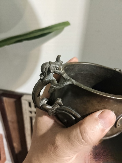 古玩雜項螭龍耳爐真品鑒賞圖