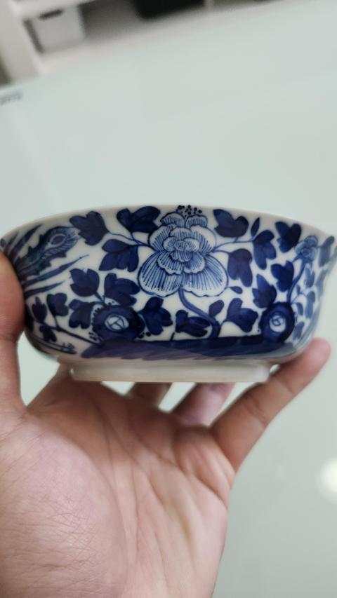 古玩陶瓷晚清鳳穿牡丹青花碗拍賣,當(dāng)前價格1600元