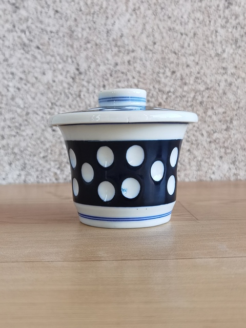 古玩陶瓷青花蓋杯拍賣，當(dāng)前價(jià)格220元