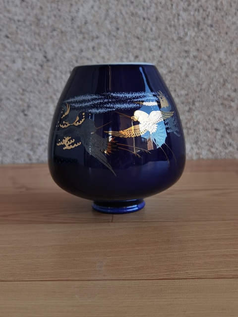 古玩陶瓷藍釉描金花鳥紋罐拍賣,當前價格220元