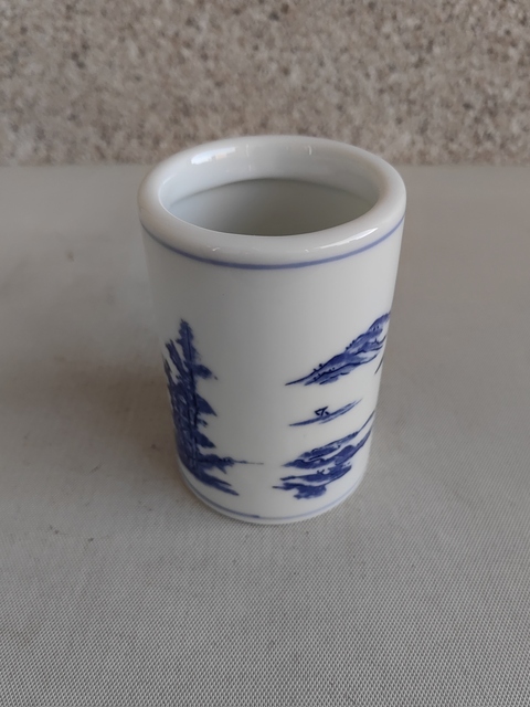 古玩陶瓷山水紋青花筆筒拍賣，當(dāng)前價(jià)格398元