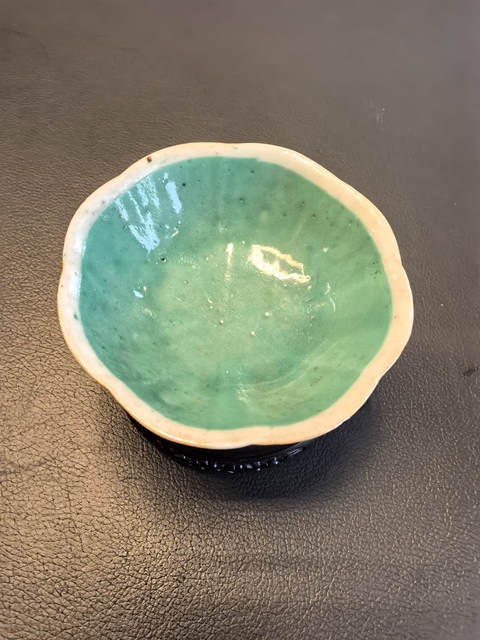 古玩陶瓷晚清松石綠粉彩花卉紋貢碗拍賣,當(dāng)前價(jià)格238元