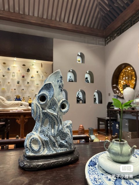 古玩陶瓷青花山擺件真品鑒賞圖