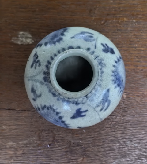 古玩陶瓷元末明初青花纏枝花卉紋水盂拍賣，當前價格5800元