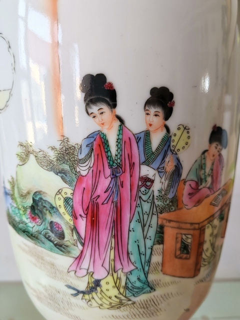 古玩陶瓷粉彩仕女人物洗口瓶真品鑒賞圖