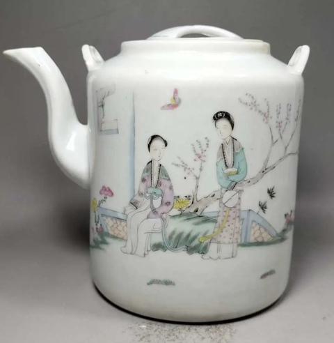 古玩陶瓷仕女紋粉彩提梁壺真品鑒賞圖
