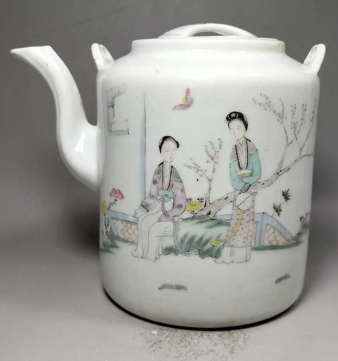 古玩陶瓷仕女紋粉彩提梁壺真品鑒賞圖
