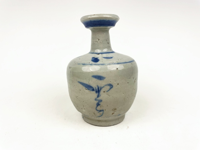 古玩陶瓷清代·青花花卉紋軍持拍賣，當前價格99元