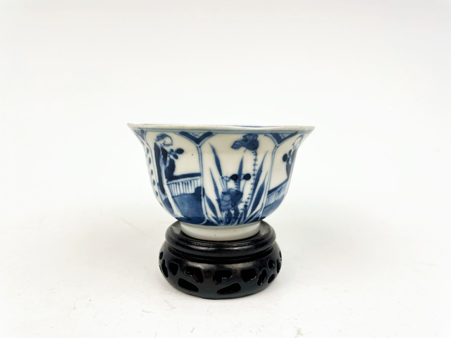 古玩陶瓷清光緒·青花仕女折沿杯拍賣，當(dāng)前價(jià)格0元