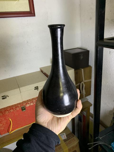 古玩陶瓷黑釉長(zhǎng)頸瓶真品鑒賞圖