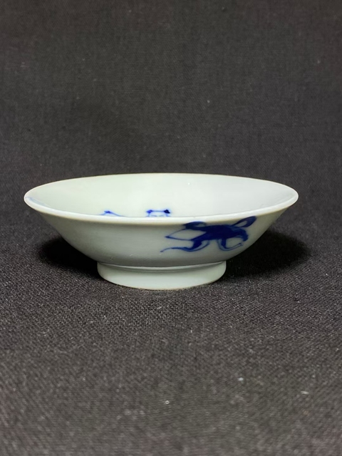 古玩陶瓷嬰戲紋青花盤真品鑒賞圖