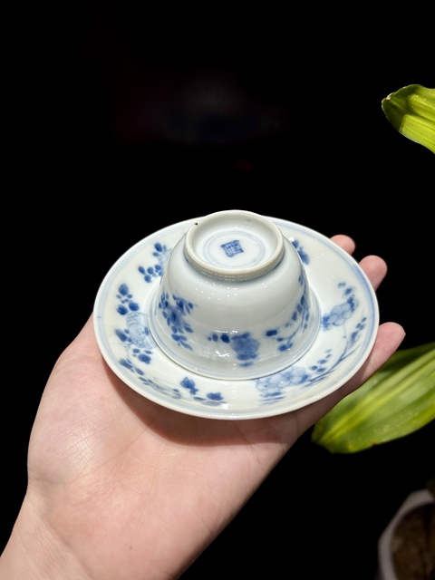 古玩陶瓷康熙.青花花卉紋杯碟拍賣，當前價格1600元