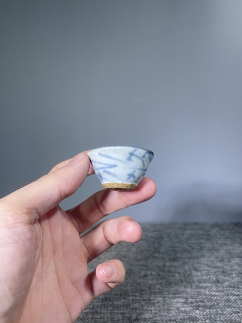 古玩陶瓷明末清初.青花花卉紋杯拍賣,當(dāng)前價(jià)格0元