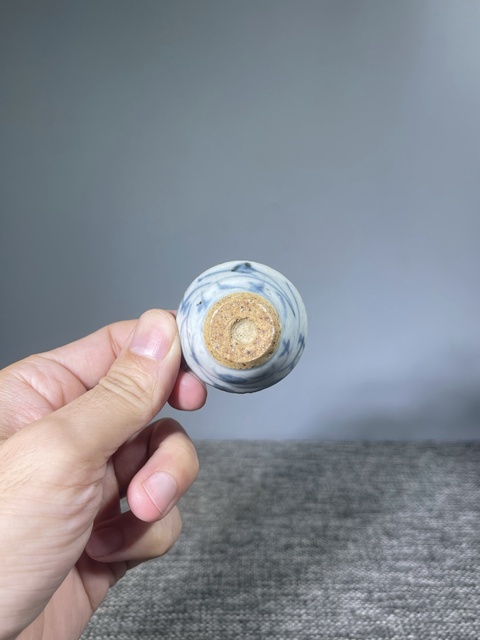 古玩陶瓷明末清初.青花花卉紋杯拍賣,當(dāng)前價(jià)格0元