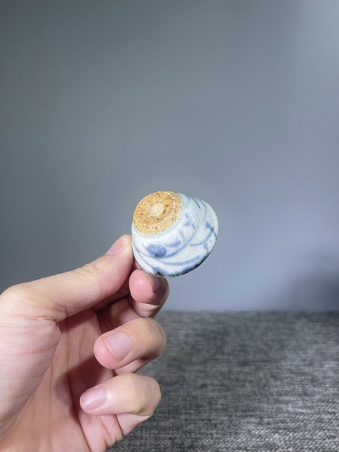 古玩陶瓷明末清初.青花花卉紋杯拍賣,當(dāng)前價(jià)格0元