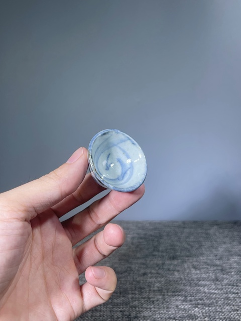古玩陶瓷明末清初.青花花卉紋杯拍賣,當(dāng)前價(jià)格0元