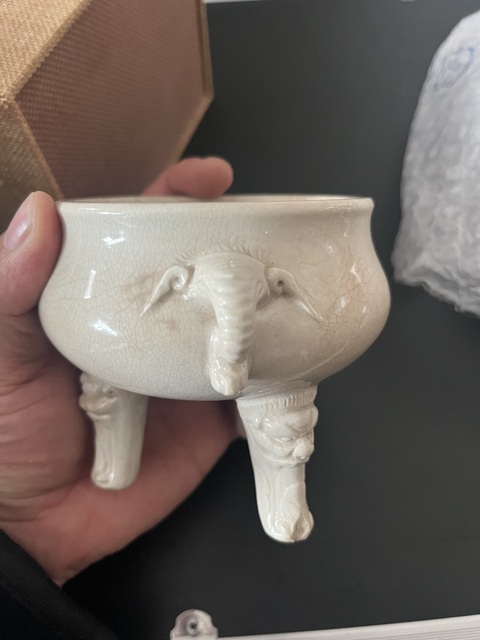古玩陶瓷明早期白釉香爐真品鑒賞圖