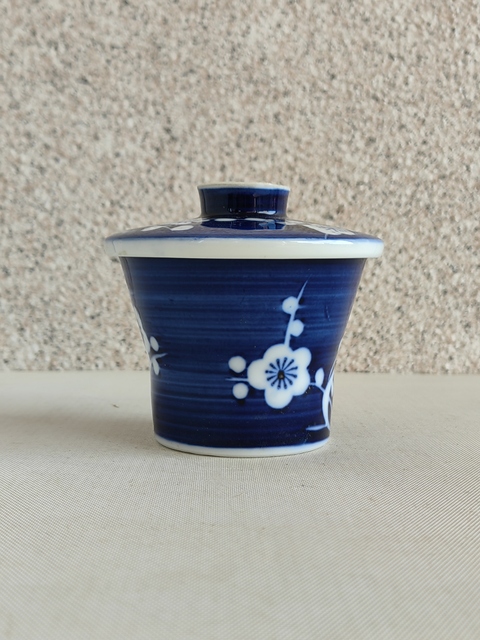 古玩陶瓷青花冰梅圖蓋缸拍賣，當前價格160元