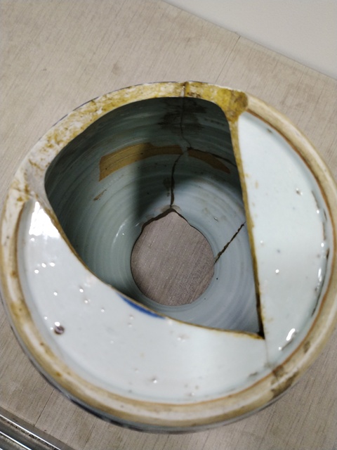 古玩陶瓷清康熙花間壽字紋青花罐真品鑒賞圖