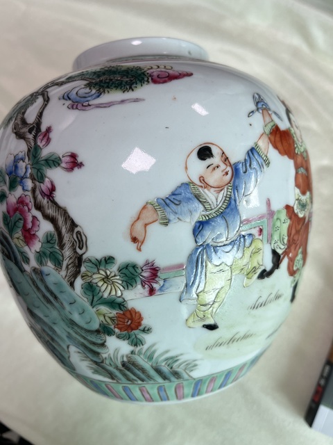 古玩陶瓷粉彩嬰戲圖茶葉罐真品鑒賞圖