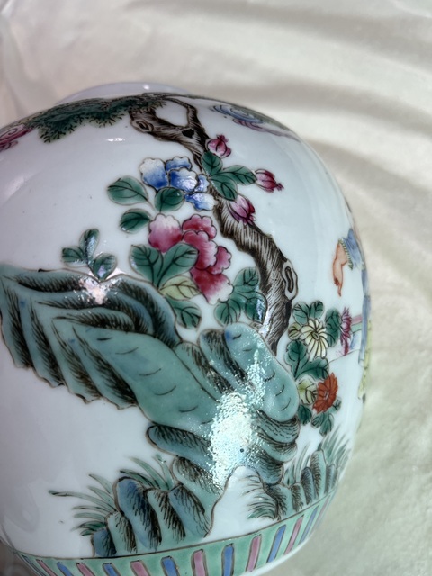 古玩陶瓷粉彩嬰戲圖茶葉罐真品鑒賞圖