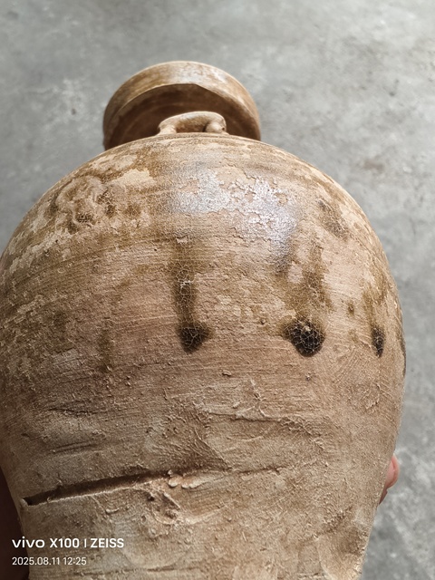 古玩陶瓷越窯系青瓷四系盤口瓶真品鑒賞圖