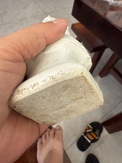 古玩陶瓷白釉佛像真品鑒賞圖